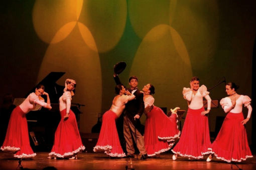 Noches de jotas y zarzuelas
